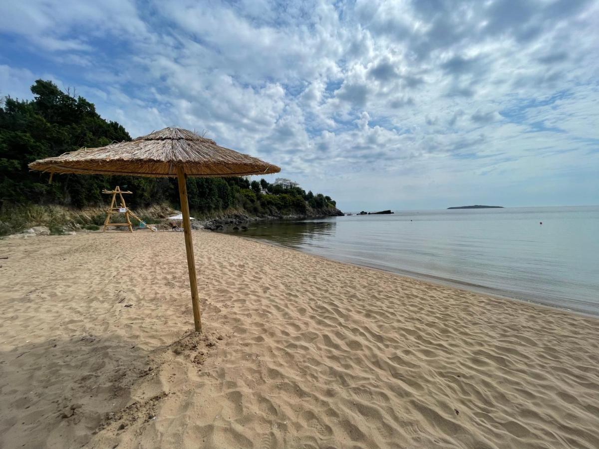 Provence Deluxe Apartment In Atia Resort Chernomorets Exterior foto